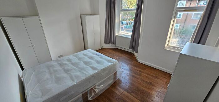 4 Bedroom End Terrace House To Rent In Barking Road, London, E6