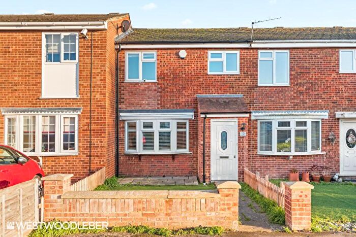 3 Bedroom Terraced House For Sale In Woolmans Close, Broxbourne, EN10