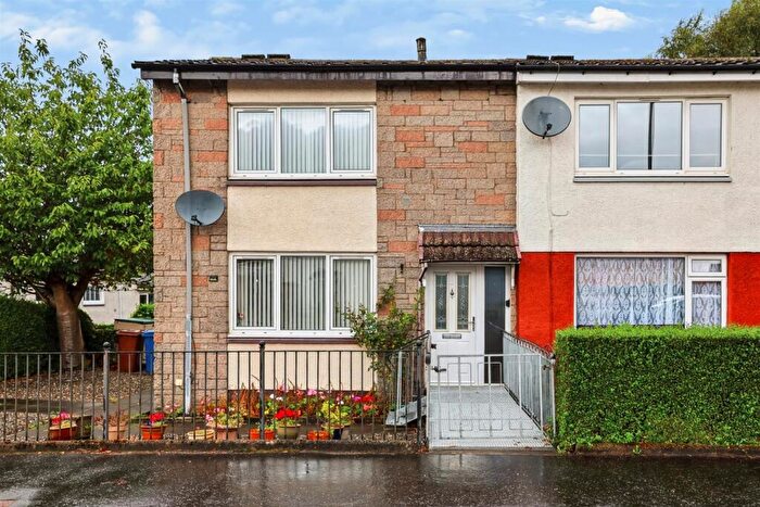 2 Bedroom End Of Terrace House For Sale In Townend Road, Dumbarton, G82