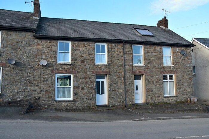 2 Bedroom Cottage For Sale In Station Road, Pontwelly, Llandysul, SA44