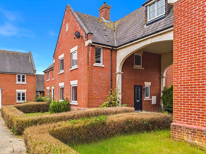 4 Bedroom Semi-Detached House For Sale In Fulchers Field, Framlingham, IP13