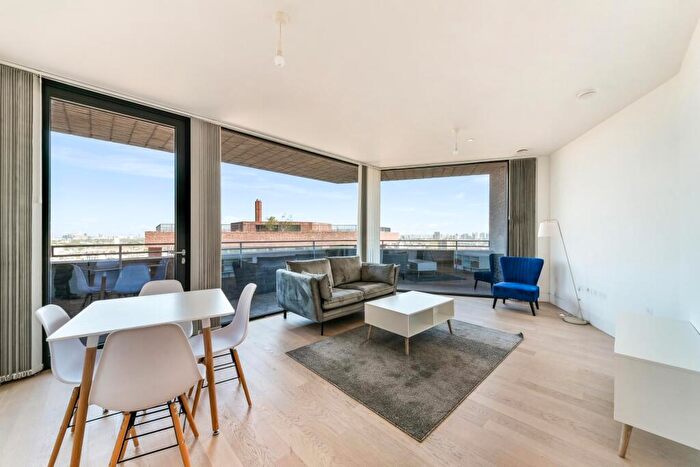1 Bedroom Apartment For Sale In Penn Street, Hoxton, N1