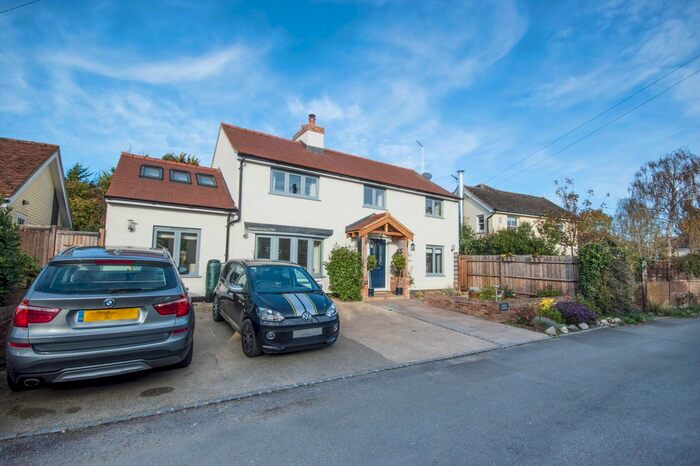 4 Bedroom Detached House To Rent In Chapmore End, Ware, SG12