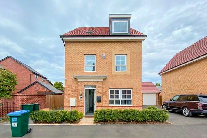 6 Bedroom Detached House To Rent In Brambling Avenue, Canley, Coventry, CV4