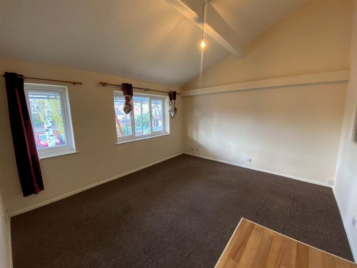 1 Bedroom Flat To Rent In Salem Place, Northfleet, Gravesend, DA11