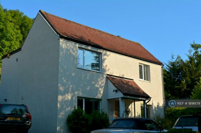 3 Bedroom Detached House To Rent In Cryers Hill Road, High Wycombe, HP15