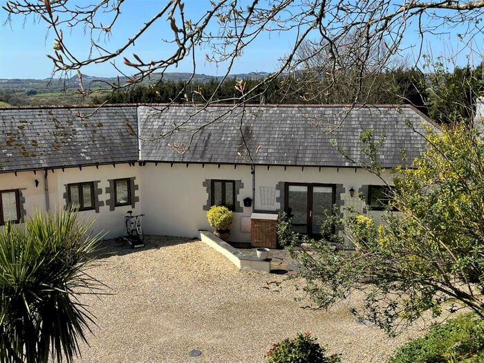 2 Bedroom Barn Conversion For Sale In Higher Crift Barns, Lanlivery, Bodmin, PL30
