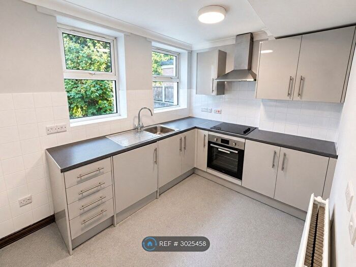 1 Bedroom Flat To Rent In Tweedy Road, Bromley, BR1