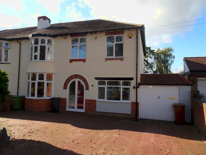 4 Bedroom Semi-Detached House To Rent In Middleton Road, Streetly, B74