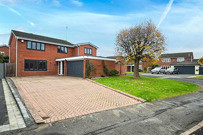 4 Bedroom Detached House For Sale In Meadow View, Rolleston On Dove, DE13