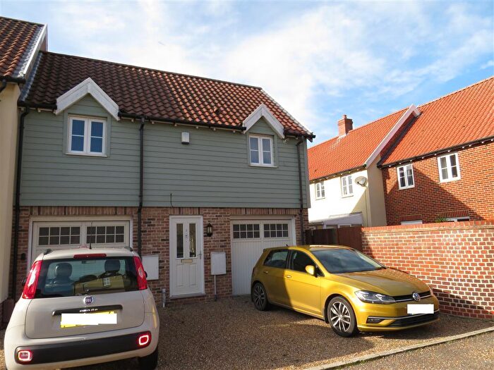 2 Bedroom House To Rent In Larks Place, Dereham, NR20
