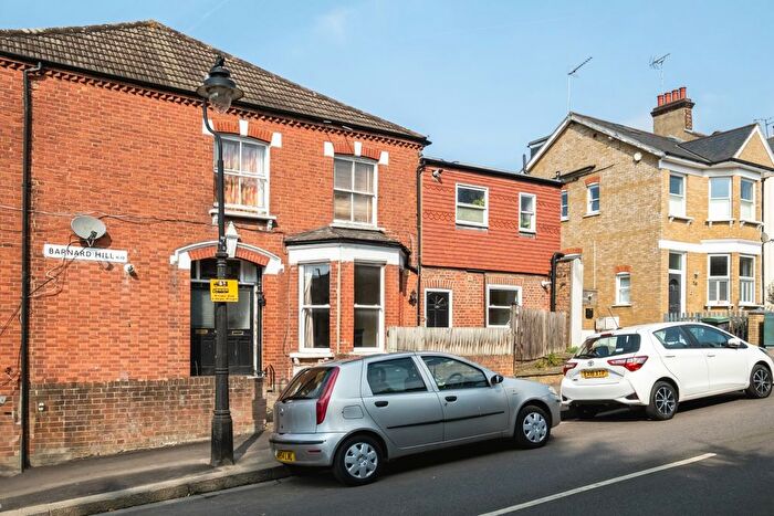 2 Bedroom Flat To Rent In Colney Hatch Lane, London, N10