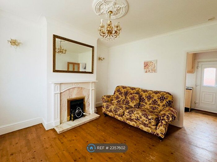 2 Bedroom End Of Terrace House To Rent In George Street, Gosforth, Newcastle Upon Tyne, NE3