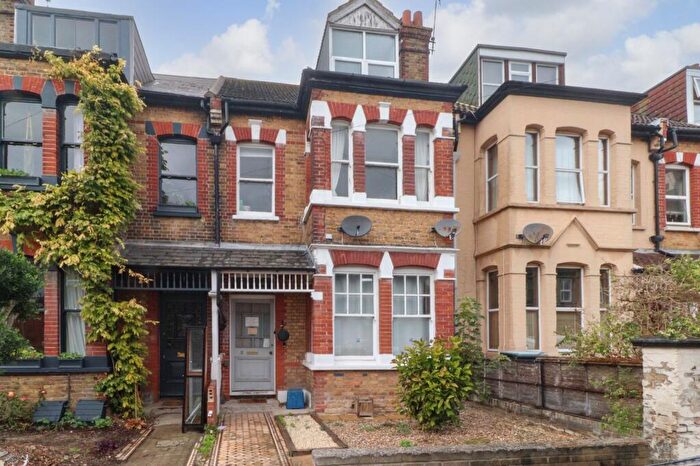 1 Bedroom Flat For Sale In Arundel Road, Margate, CT9