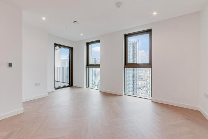 1 Bedroom Flat To Rent In Marsh Wall, South Quay, E14