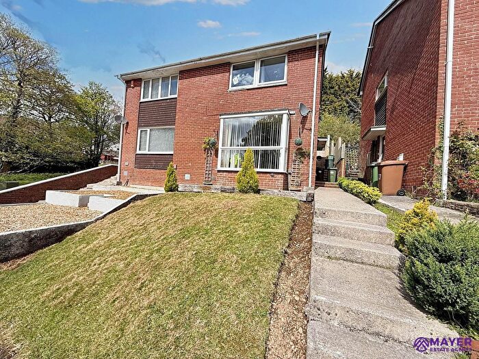 3 Bedroom Semi-Detached House For Sale In Colwill Road, Mainstone, PL6