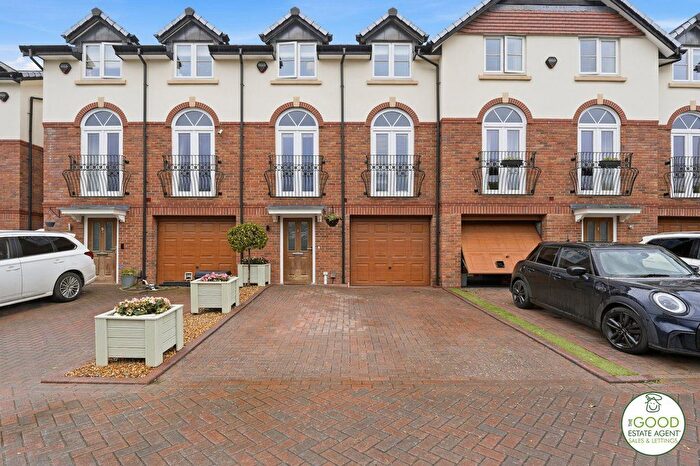 4 Bedroom Terraced House For Sale In The Carriages, Wilmslow, SK9