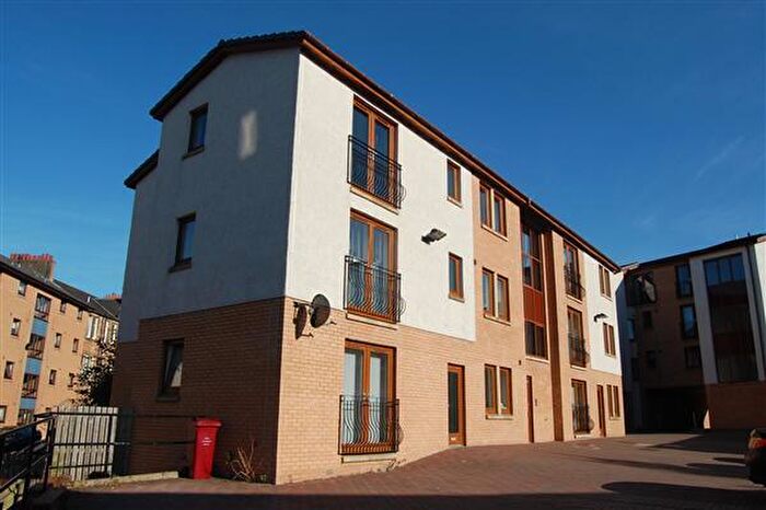 2 Bedroom Apartment To Rent In Quarry Street, Hamilton, ML3