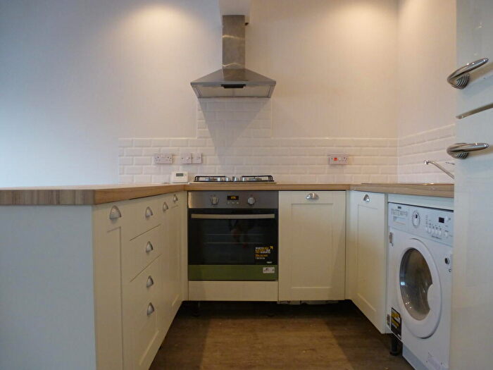 2 Bedroom Flat To Rent In Warwick Street, Leamington Spa, CV32