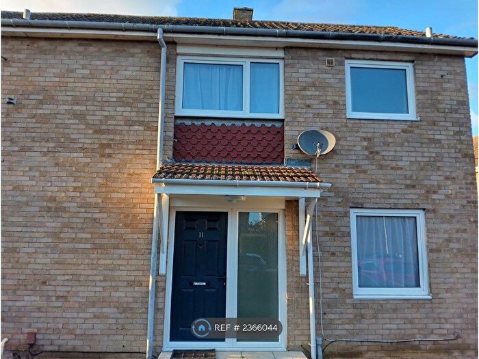 2 Bedroom End Of Terrace House To Rent In Delimands, Basildon, SS15