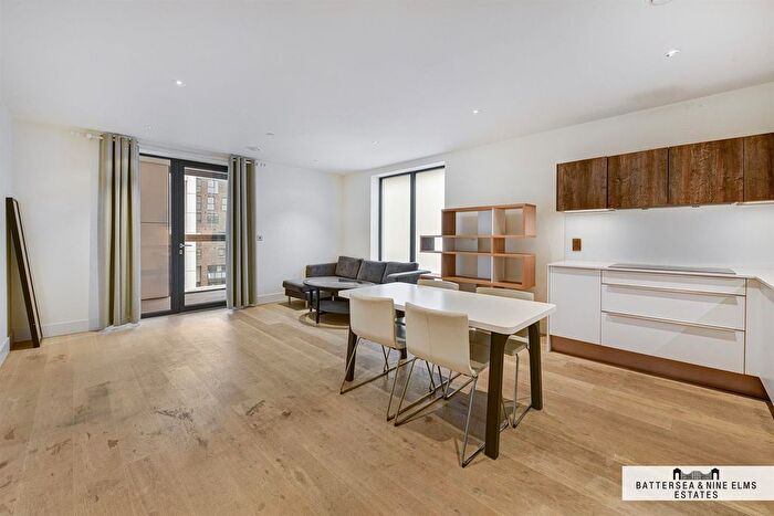 3 Bedroom Flat To Rent In Lockington Road, London, SW8