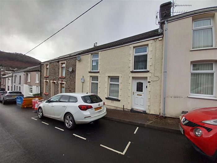 3 Bedroom Terraced House To Rent In London Street, CF45