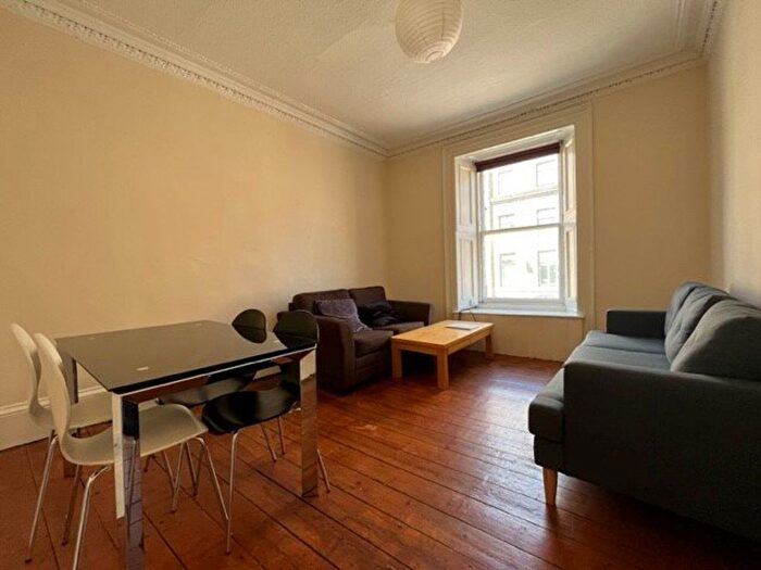 3 Bedroom Flat To Rent In Crichton Street, Dundee, DD1