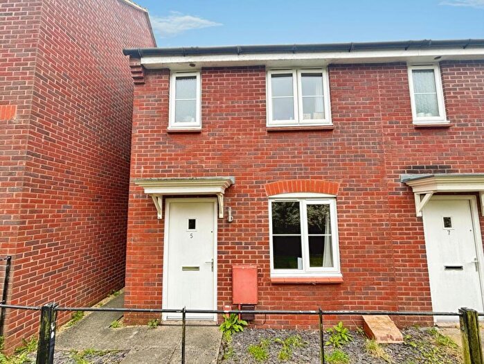 2 Bedroom Semi-Detached House To Rent In Dinton Close, Swindon, SN25