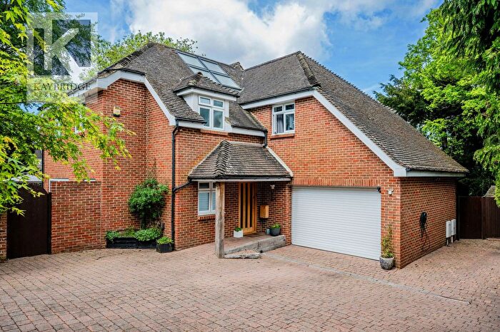 5 Bedroom Detached House For Sale In Beechdene, Tadworth, KT20