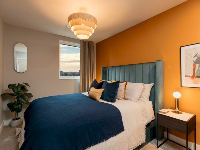 3 Bedroom Apartment To Rent In New York Square, Quarry Hill Leeds, LS2