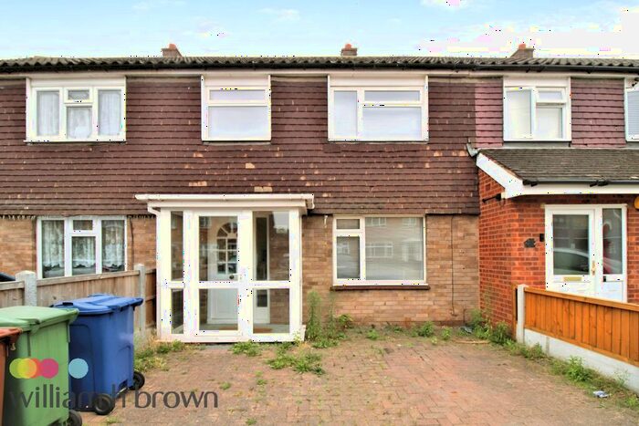 3 Bedroom Terraced House To Rent In Wickham Road, Chadwell St Mary, Grays, RM16