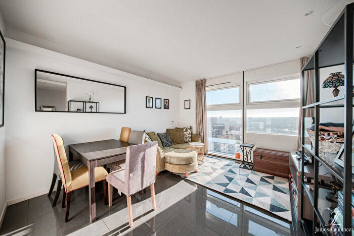 1 Bedroom Apartment For Sale In The Cube East, Wharfside Street, Birmingham City Centre, B1