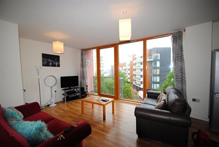 1 Bedroom Flat To Rent In Flat, Balmoral House, Canons Way, Bristol, BS1