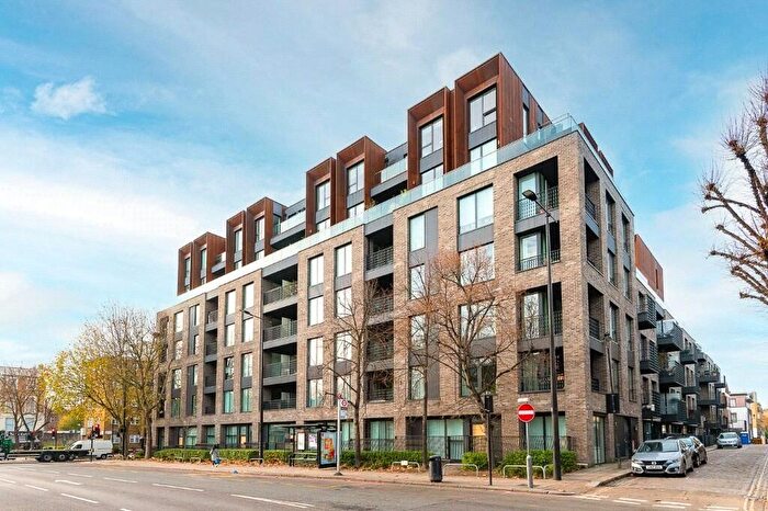 2 Bedroom Flat To Rent In St. Pancras Way, London, NW1