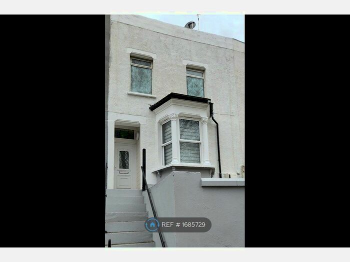 4 Bedroom Terraced House To Rent In Brookhill Road, London, SE18