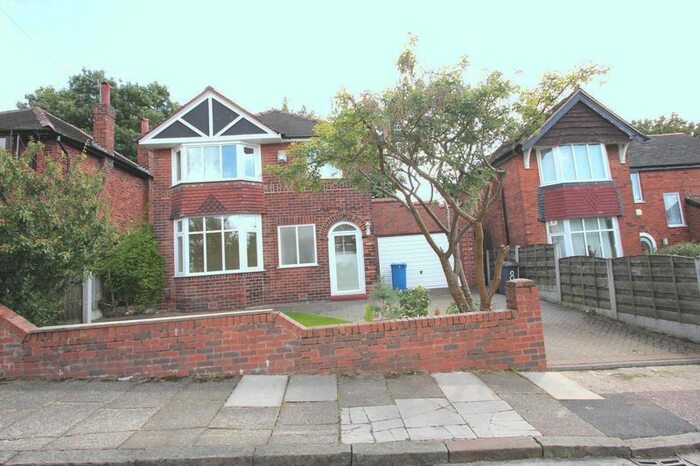3 Bedroom Detached House To Rent In Sandy Meade, Prestwich, Manchester, M25