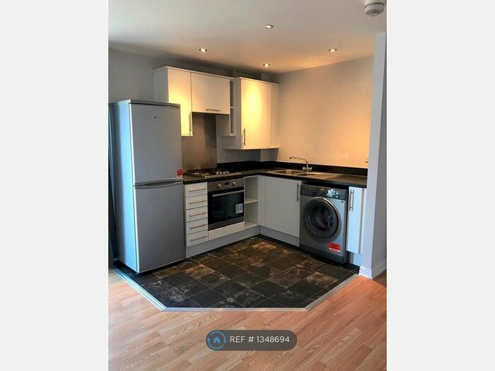 1 Bedroom Flat To Rent In Kerridge Drive, Warrington, WA1