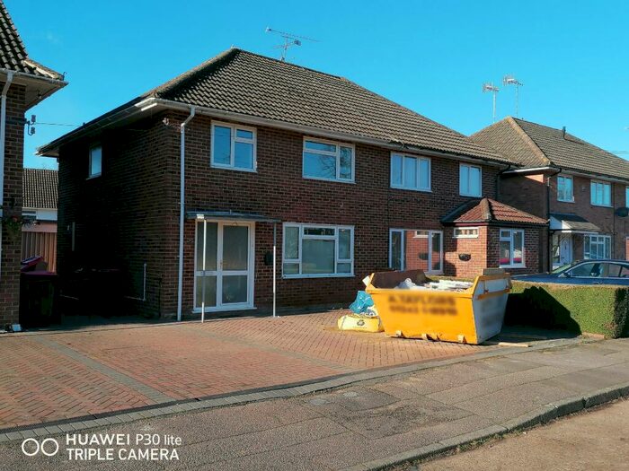 3 Bedroom Semi-Detached House To Rent In Burns Road, Crawley, RH10