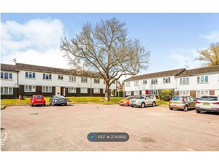 1 Bedroom Flat To Rent In Downside, Hemel Hempstead, HP2