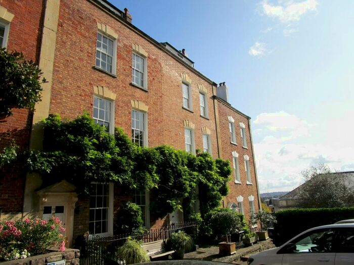 1 Bedroom Flat To Rent In Hope Square, Clifton, Bristol, BS8
