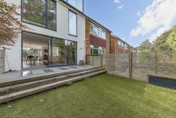 4 Bedroom Property To Rent In Savona Close, London, SW19