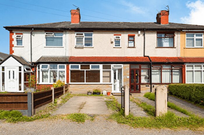 2 Bedroom Semi-Detached House For Sale In Brookside Avenue, Droylsden, M43