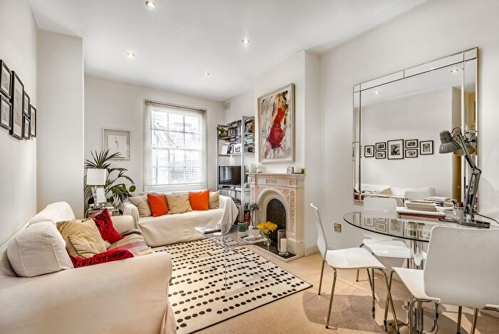 2 Bedroom Flat To Rent In Matthews Street, Battersea, London, SW11