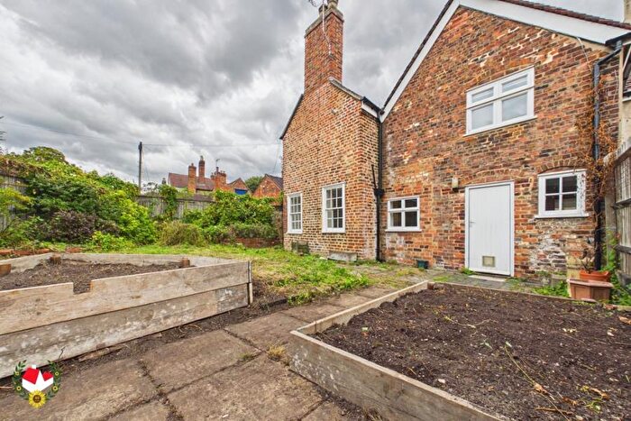 3 Bedroom Detached House To Rent In Pitt Street, Gloucester, GL1