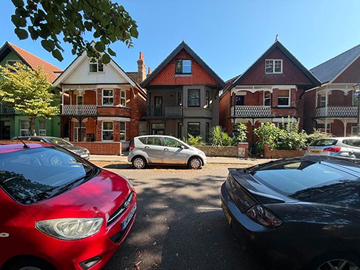 1 Bedroom Flat For Sale In A Churchill Road, Bournemouth, Dorset, BH1