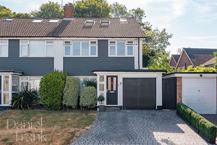 4 Bedroom Semi-Detached House For Sale In Ardmore Lane, Buckhurst Hill, IG9