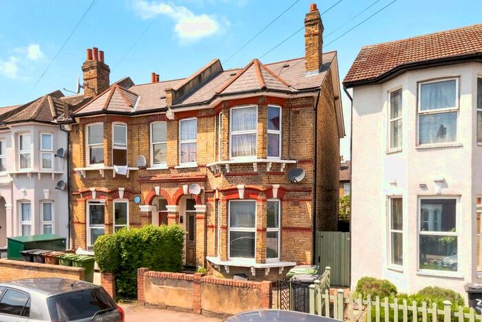1 Bedroom Flat For Sale In Glenwood Road, London, SE6