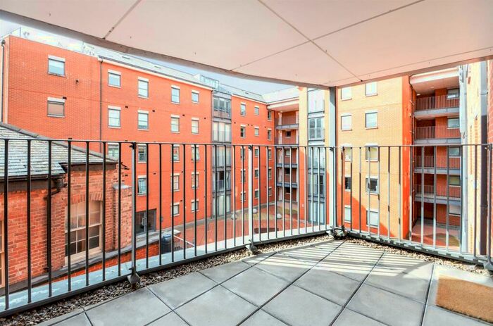 2 Bedroom Apartment To Rent In Weekday Cross, Pilcher Gate, NG1