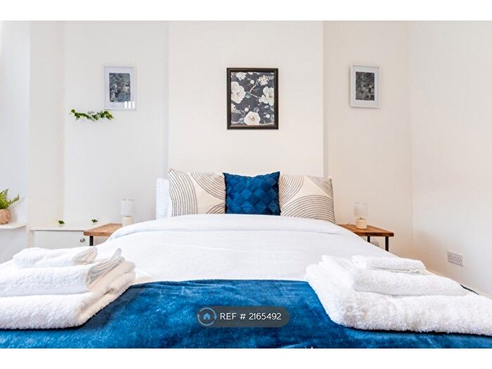 5 Bedroom Terraced House To Rent In Poplar Road, Smethwick, B66