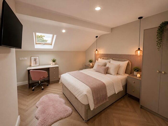 1 Bedroom House To Rent In Raddlebarn Court - Studio - Ff, Selly Oak, West Midlands, B29